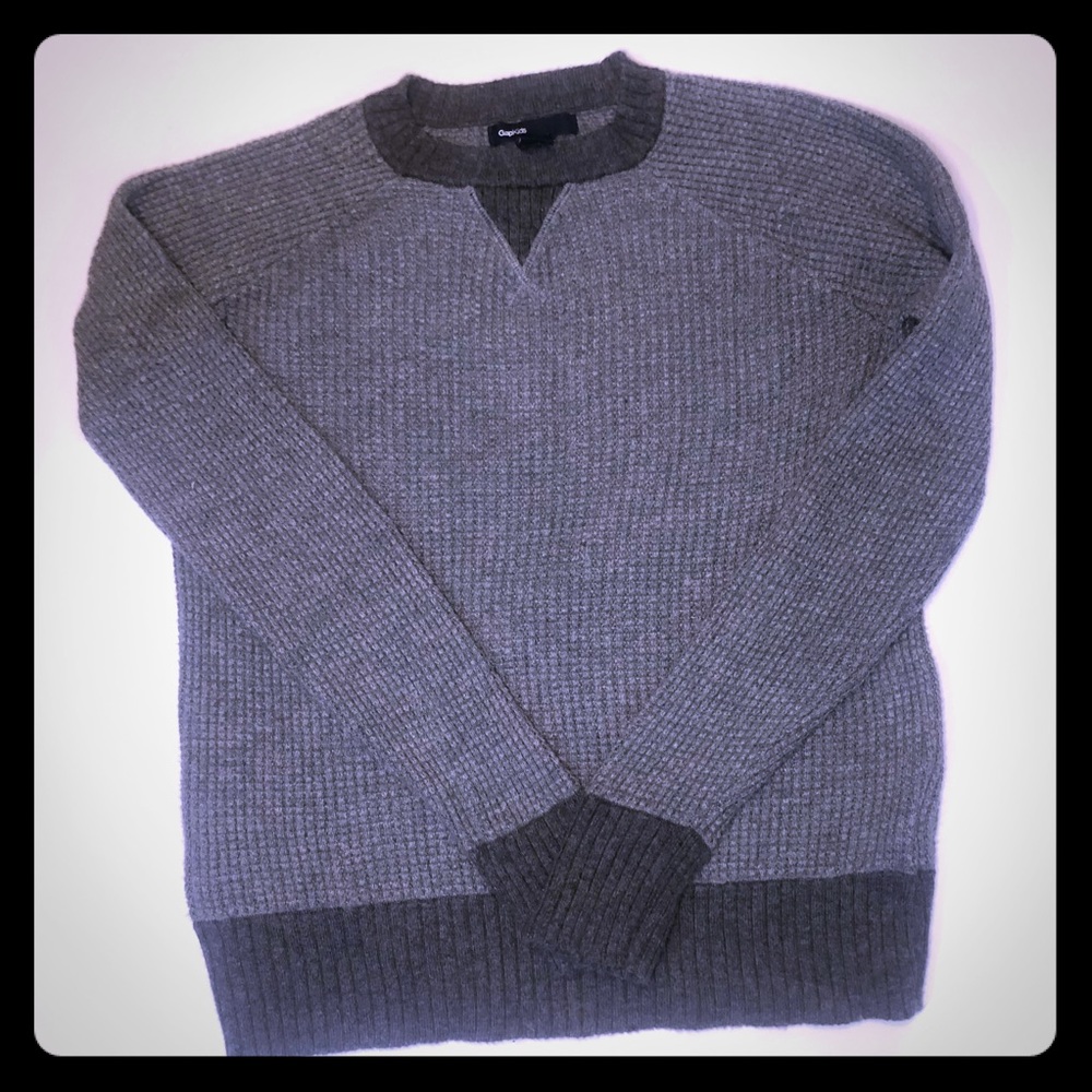 Gap gray waffle knit boys pullover sweater size M